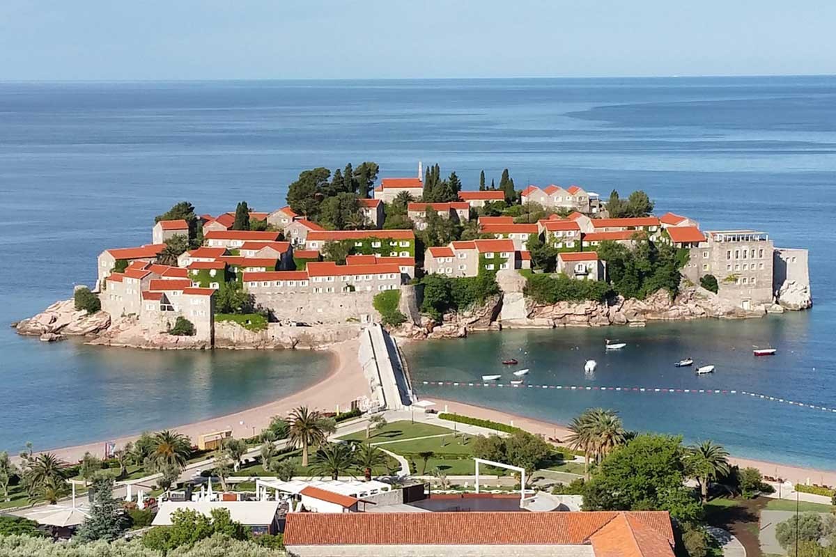 Vlada se ućutala: Sveti Stefan ostaje zatvoren?