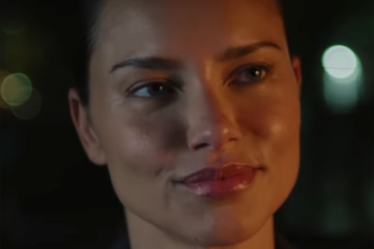 Adrijana Lima u punom sjaju: Utegnuta i ljepša nego ikad (FOTO)