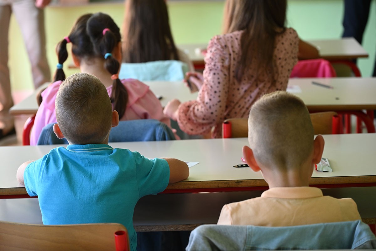 Novi upis, stari problemi: Srpska za deceniju ostala bez 11.000 đaka