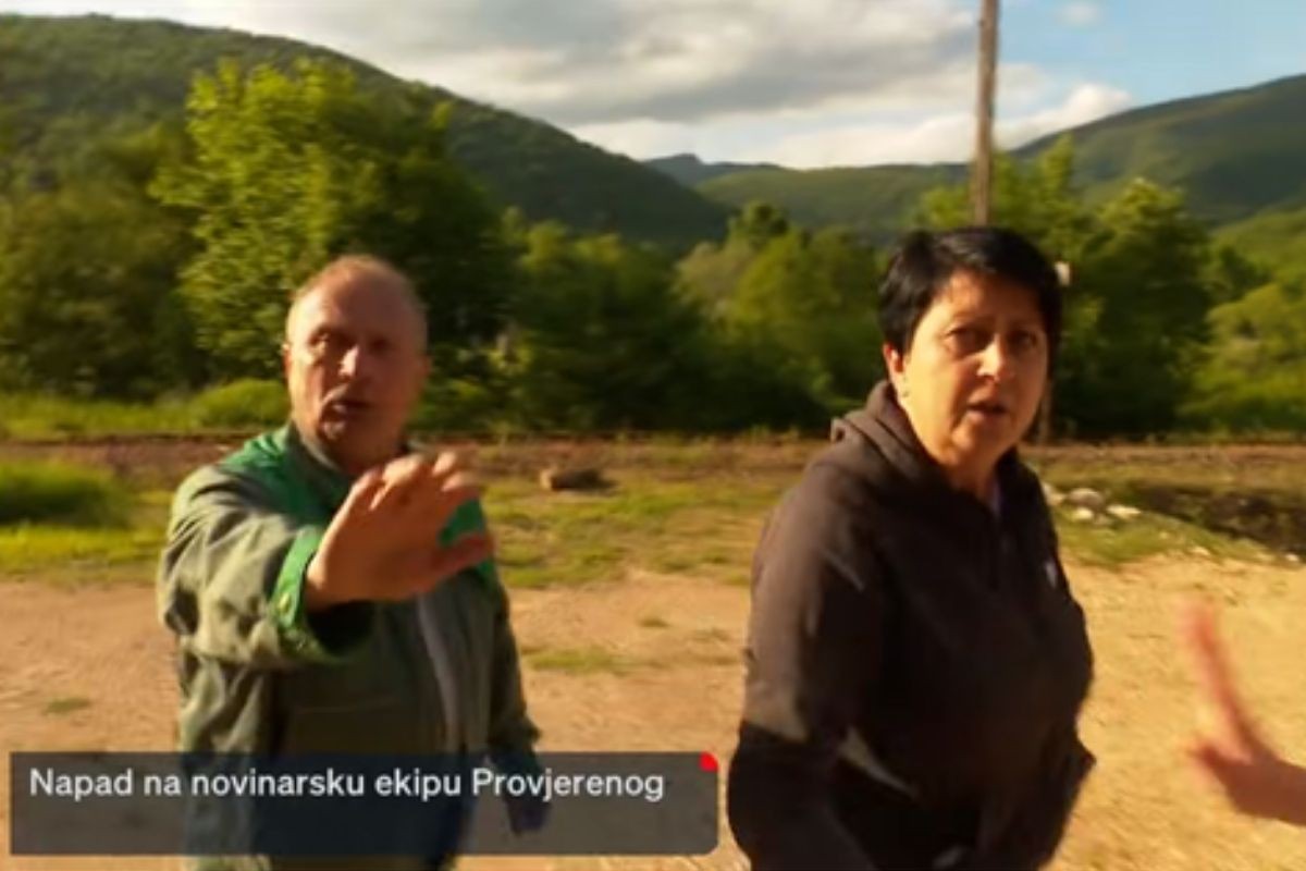 Službenica Ministarstva USK ošamarila Danku Derifaj pa završila u pritvoru s mužem (VIDEO)