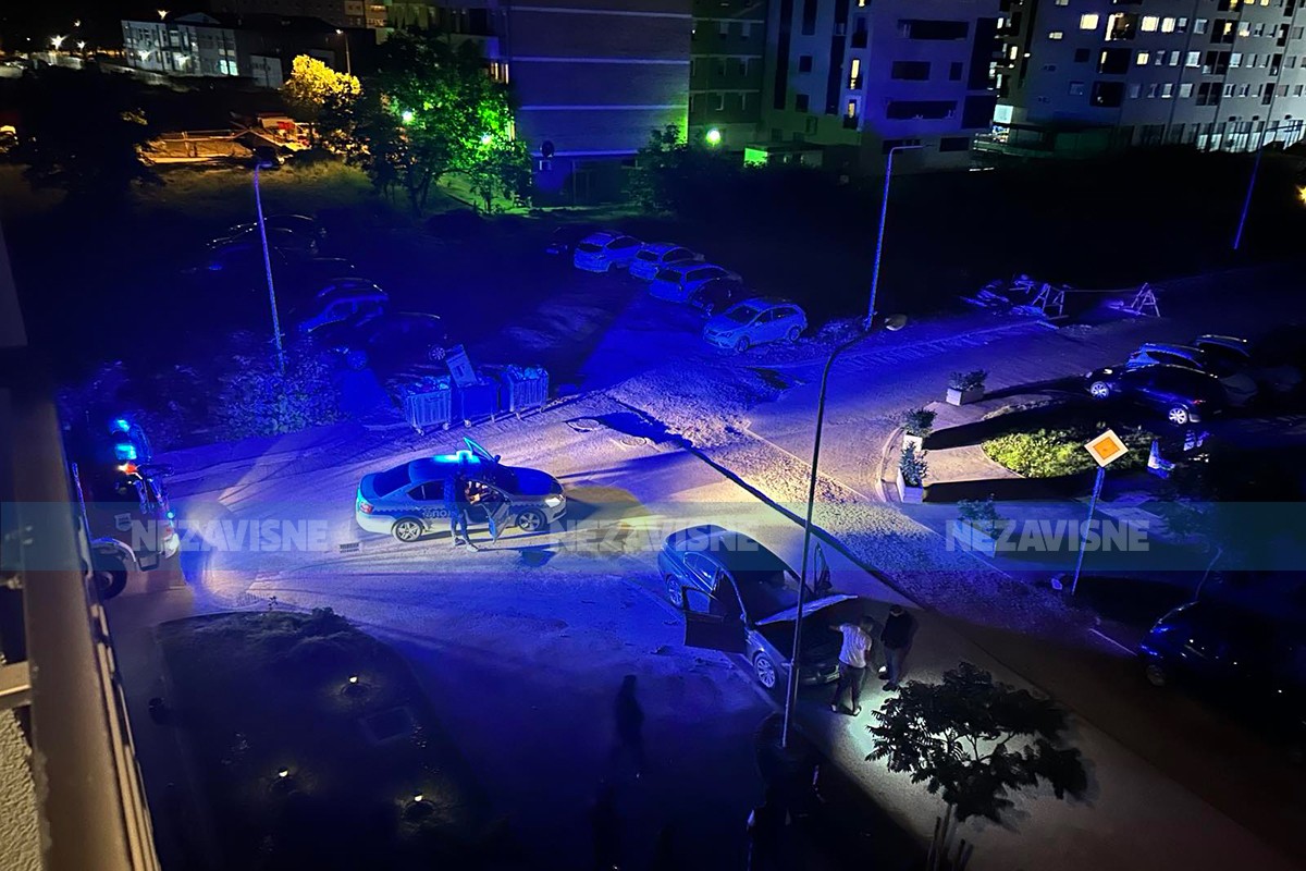 Zapalio se BMW u Banjaluci, prolaznik spriječio katastrofu (VIDEO)