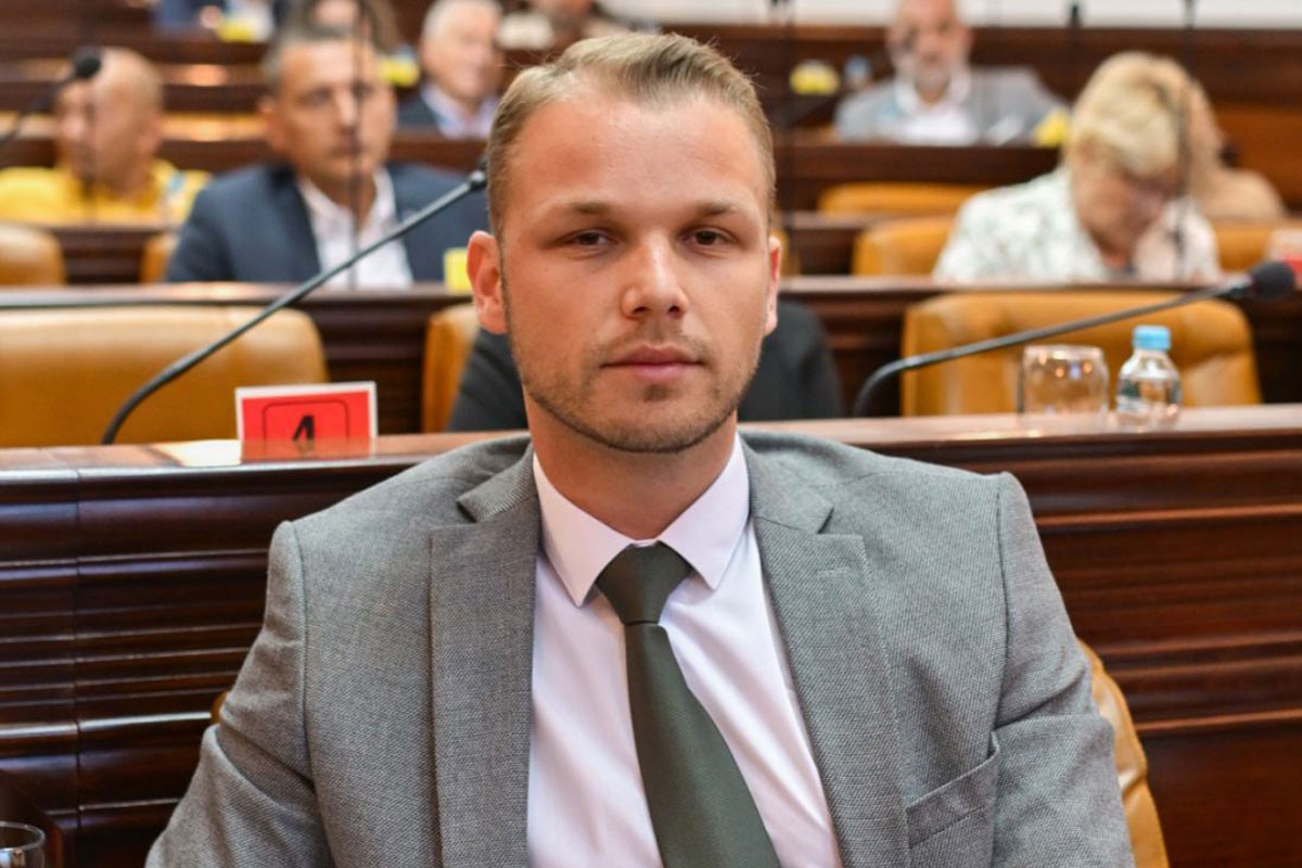 Stanivuković:  Nikada se nije desilo u Republici Srpskoj da jedan grad nema budžet pola godine
