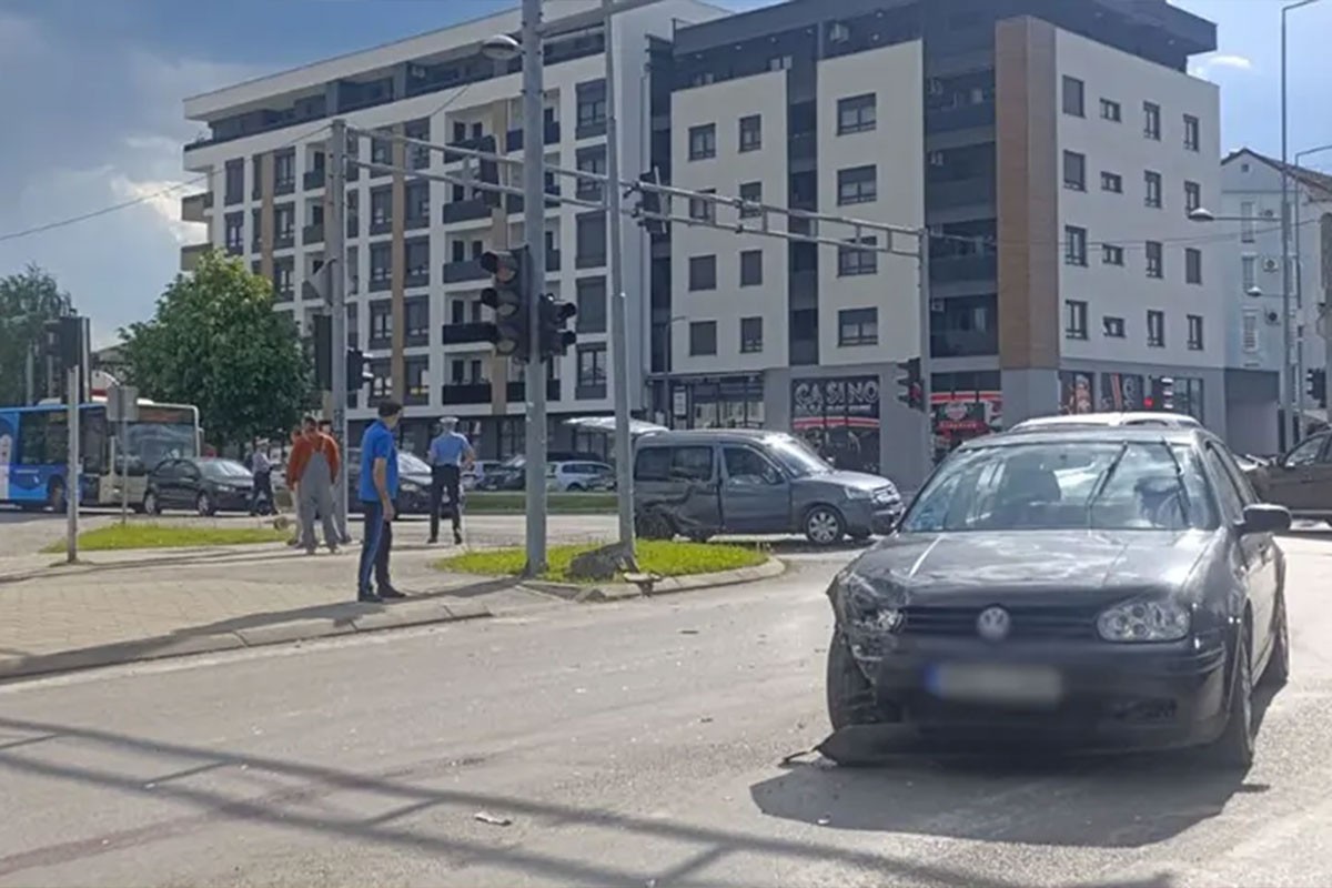 Velike gužve zbog udesa u banjalučkom naselju Lazarevo