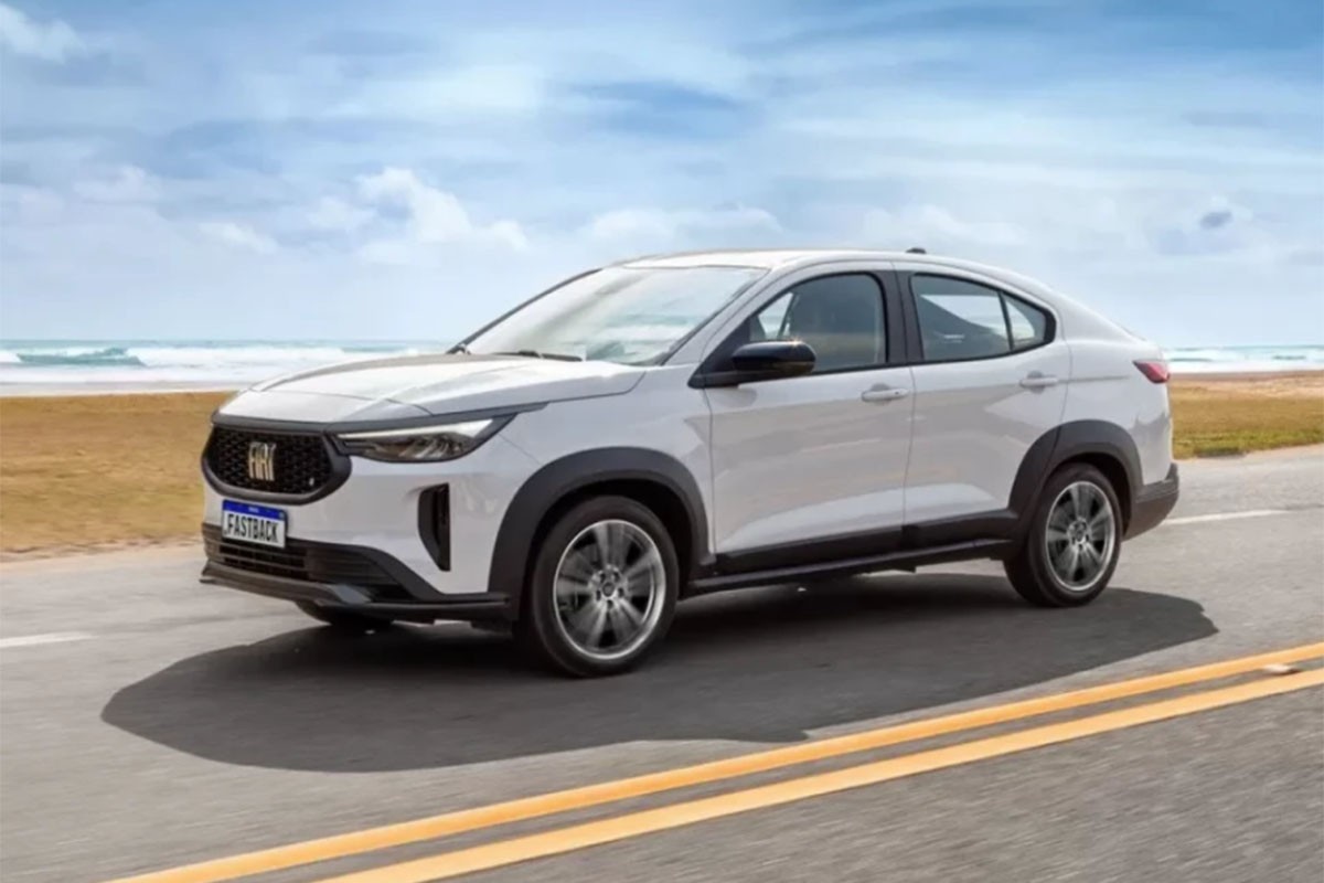 Novi Fiat Fastback pozajmljuje rešetke od Maseratija