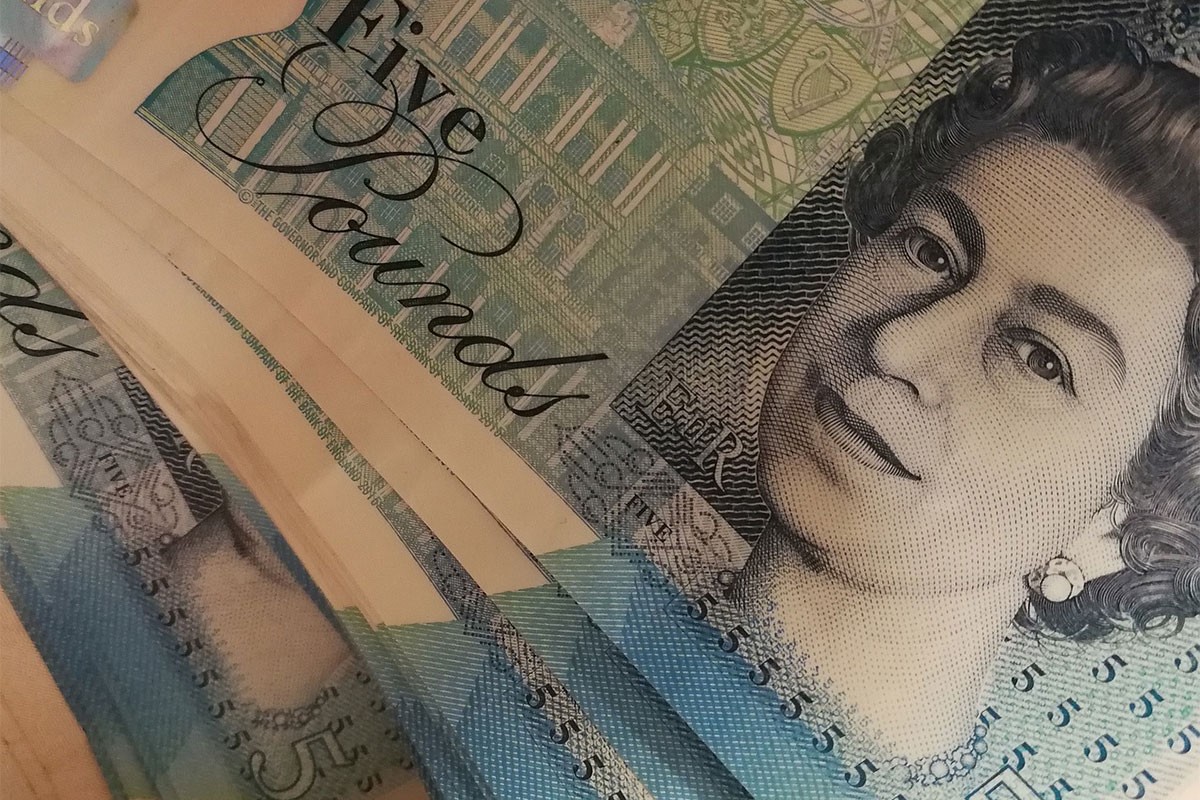 Najbogatijih 50 porodica u Velikoj Britaniji ima više imovine nego polovina populacije