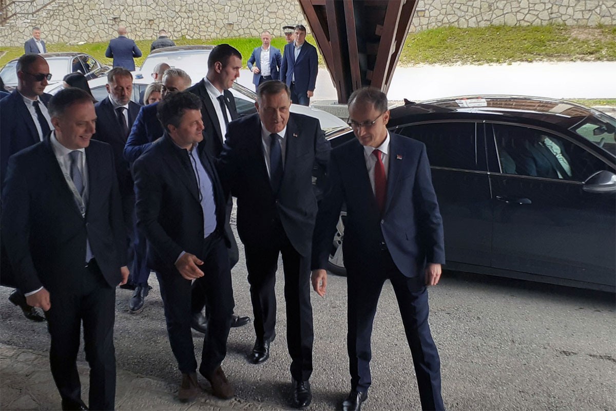Đuro Macut stigao u prvu posjetu Republici Srpskoj
