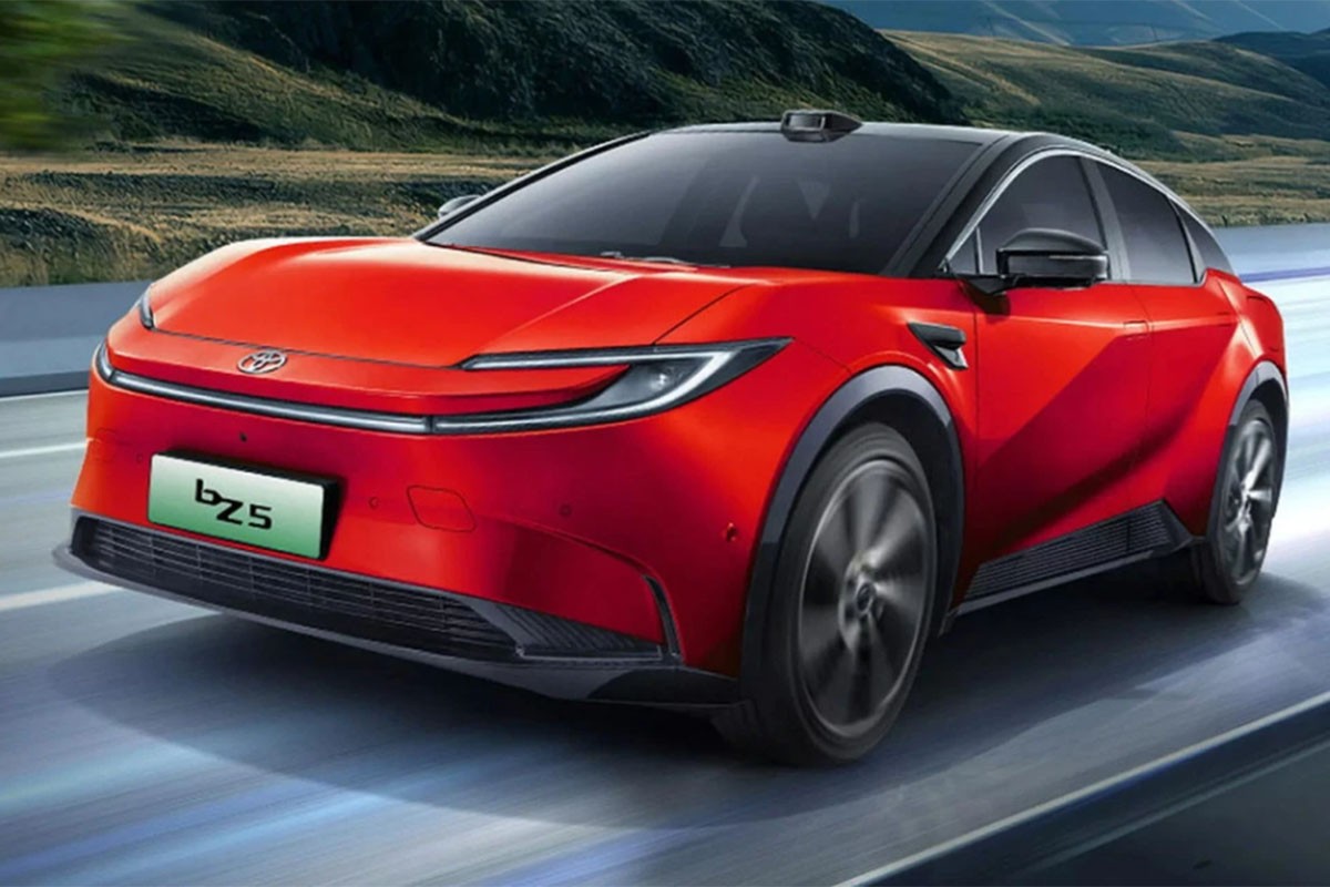 Toyota lansirala električni SUV upola jeftiniji od Tesle