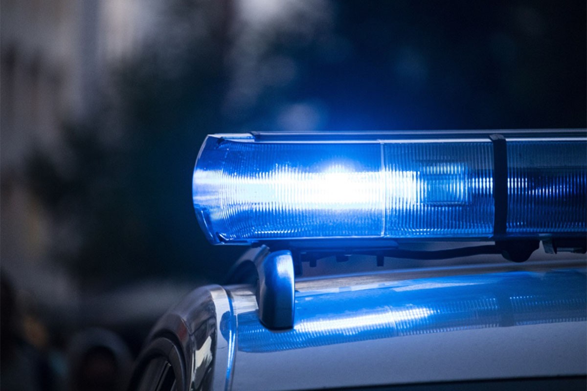 U sudaru kamiona i automobila poginuo mladić