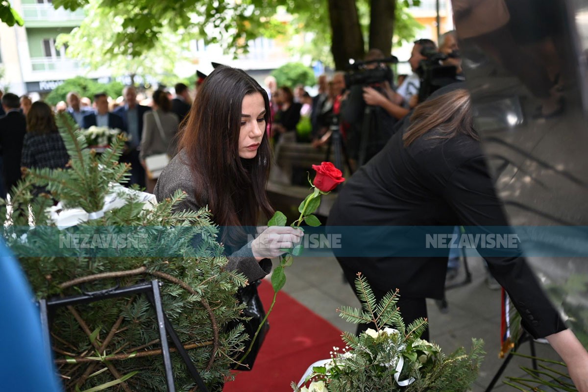 Obilježene 33 godine od smrti 12 beba: Naše zvjezdice će zauvijek sijati (VIDEO)