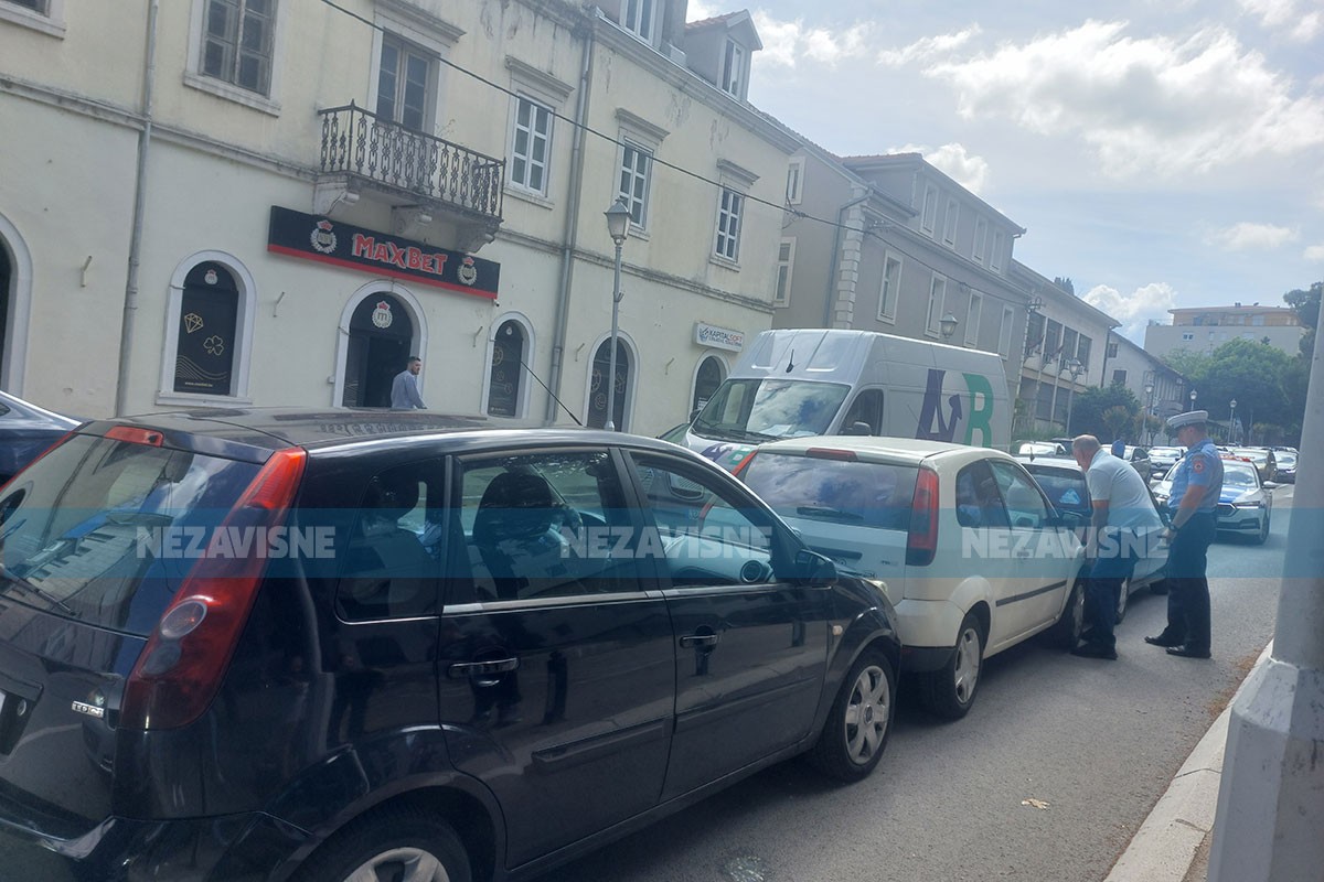 Lančani sudar u centru Trebinja