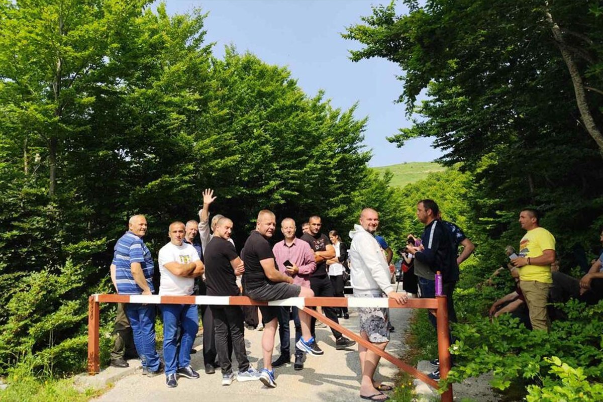 Protest Gačana i Pivčana: "Sa hiljadu jada sređujemo da ovdje pređemo, voljeli bi da je regularno"